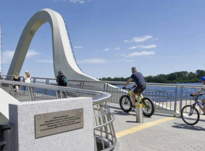 Спека в Києві повертається: синоптики попереджають про +34°C