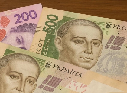 Зарплати вчителів зростуть до 20 000 грн: план уряду до 2028 року
