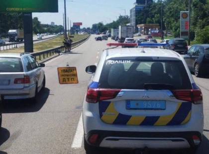 Смертельна ДТП у Києві: мотоцикл влетів у BMW, один загиблий, один у лікарні