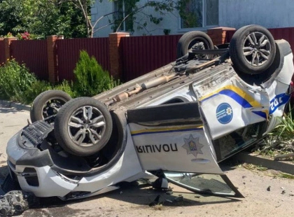 Службове авто поліції потрапило в ДТП: є постраждалі в Калиті!