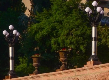 Чому вдень засвітилися ліхтарі в Києві — пояснення КМДА