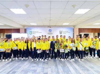 У Києві урочисто зустріли юнацьку збірну України після успішного виступу на ЄЮОФ-2025