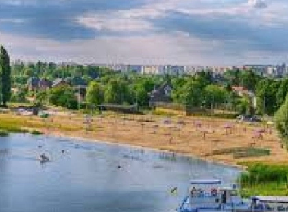 Центральний пляж Білої Церкви визнано небезпечним для купання через перевищення мікробіологічних норм