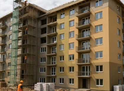 В Ірпені ремонтують багатоповерхівку для 107 сімей: масштабне відновлення житла