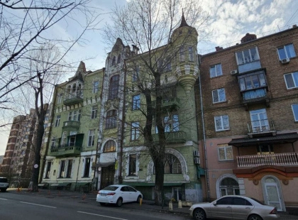 Будинок з котами: які таємниці приховує зелений будинок на Гоголівській