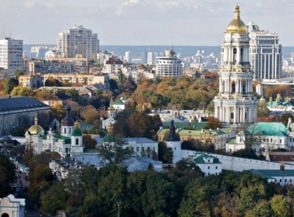 Київ дихає легше: рівень забруднення повітря знизився, радіаційний фон у нормі