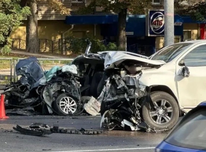 Смертельна ДТП у Києві: військовий не впорався з кермуванням, загинули двоє людей