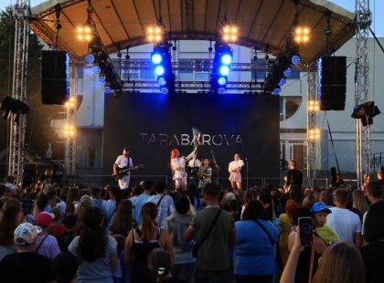 У Бородянці відбувся перший BOROFEST: 40 юних талантів отримали стипендії до 15 тисяч гривень