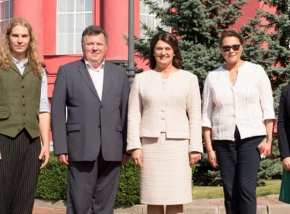 Нобелівські лауреати та перші леді світу читали лекції українським студентам