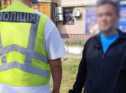 У Києві затримали грабіжника, який представився сусідом та обікрав 87-річного дідуся