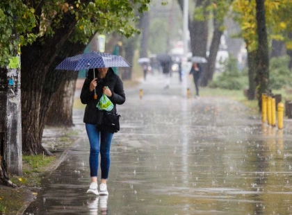 У Києві з тижневим запізненням почалась метеоосінь