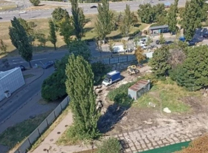 Замість скверу — 26-поверхова “свічка”: мешканці Березняків підняли бунт проти забудови