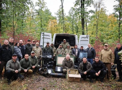 Київщина передала на Харківський напрямок пікапи та сотні дронів