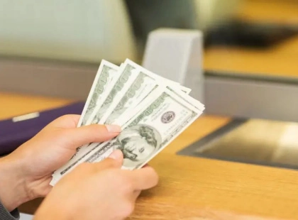 Курс валют у Києві: де вигідно купити та продати долари і євро