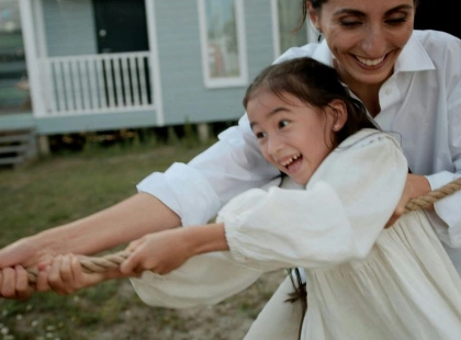 Сила, командний дух і підтримка військових: у столиці відбувся чемпіонат з перетягування канату