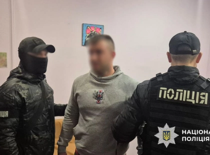 У Києві затримали лікаря-нарколога, який підробляв результати аналізів для водіїв