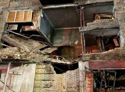 У Києві на Відрадному обвалилася будівля, що постраждала від попереднього удару дронів