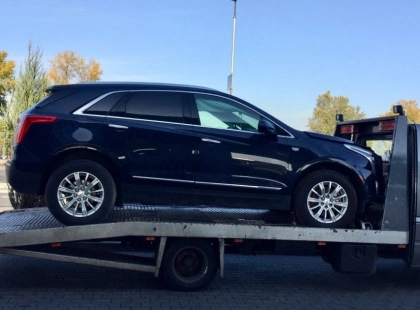 Авто забирають просто з увімкненим двигуном: скандал навколо евакуації в центрі столиці