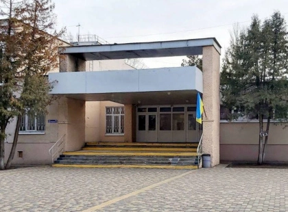 Тепло і комфорт: на Теремках капітально утеплять школу за 30 мільйонів
