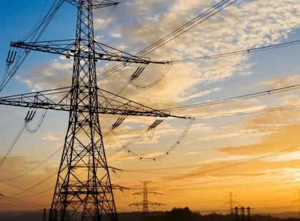 Українцям пояснили, чому не завжди дотримуються графіків відключень світла