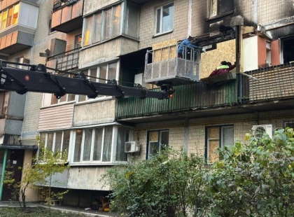 Біль, попіл і надія: як живе Деснянський район після російського удару по житлових будинках