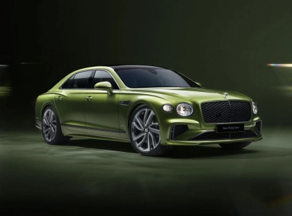 Чому Bentley Flying Spur ідеально підходить і для водія, і для пасажирів?