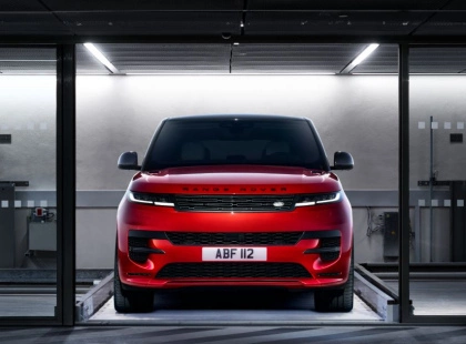 Range Rover Sport: поєднання динаміки та преміального комфорту