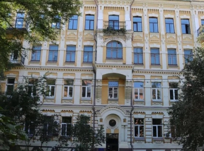 Київ відновлює історичну садибу на Хмельницького: стартували реставраційні роботи