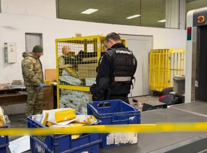 Поліція затримала підозрюваного у вибуху на сортувальному центрі «Укрпошти» в Солом’янському районі