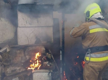Сильний дим у центрі столиці: на Гоголівській горіла покинута будівля