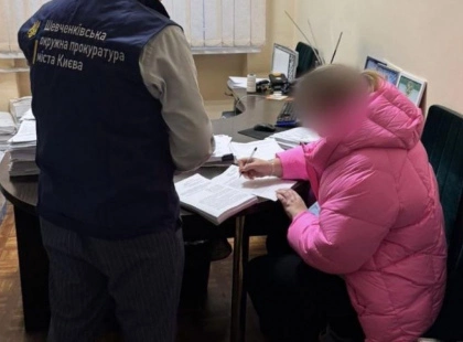 У Києві бухгалтерка привласнила понад 8,5 млн грн компанії та купила собі квартиру