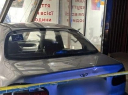 У Фастові нетверезий водій Lanos протаранив магазин — 1,93 проміле алкоголю