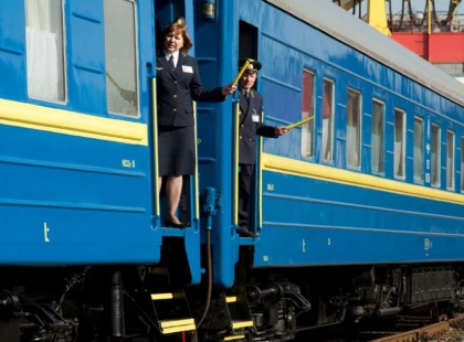 Залізницю пошкоджено: потяги до Києва запізнюються на кілька годин