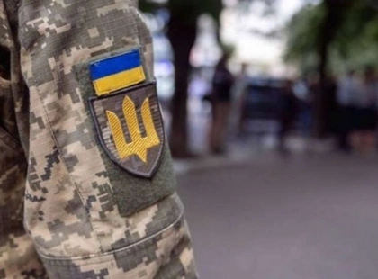 На трасі Київ–Одеса водій у розшуку відмовився їхати до ТЦК і влаштував конфлікт із поліцією
