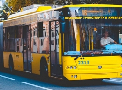 У Києві можливі зупинки трамваїв, тролейбусів і фунікулера через відключення світла