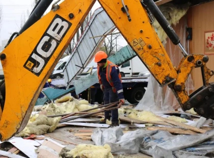 У Києві знесуть 40 незаконних кіосків: на їхньому місці облаштують громадський простір