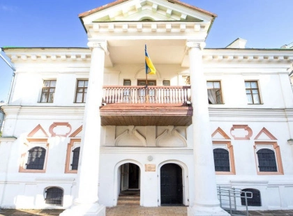 У Києві на Подолі знову відкрився Музей Гетьманства після ракетного удару