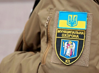 На Позняках підлітки вдерлися на недобудову й напали на охоронця