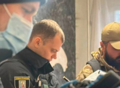 Смертельний конфлікт у квартирі: у Києві чоловік до смерті побив свою подругу