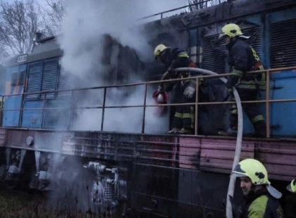 Пожежа на залізниці у Фастові: локомотив спалахнув на світанку, причину з’ясовують
