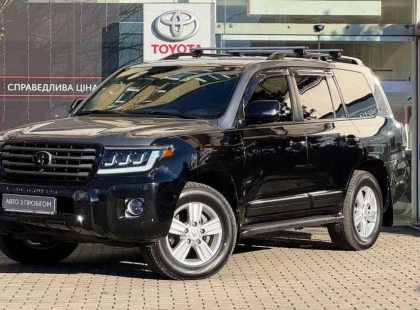 Land Cruiser чи Prado з пробігом — яке рішення краще для міста та бездоріжжя?