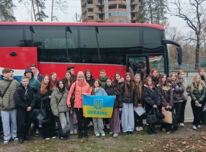 Діти військових із Київщини повернулися з двотижневої поїздки до Великої Британії