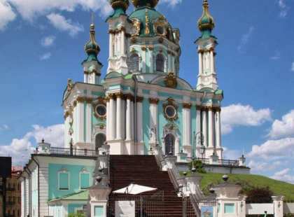 Київ проводить безплатні екскурсії для військових, звільнених із полону та родин загиблих