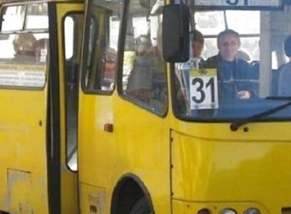 Автобус №31 змінює схему руху: у Києві перекрили частину маршруту через дорожні роботи