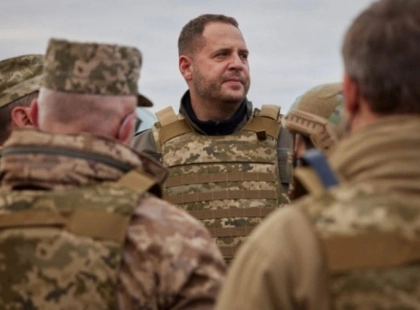 Єрмак після обшуків у Києві: «Не хочу створювати проблеми Зеленському — їду на фронт»