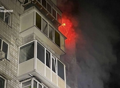 Окупанти вдарили по Вишгороду: загибла людина, 11 поранених