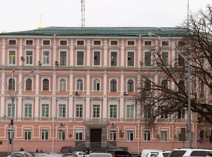 П’ять авто забрали на штрафмайданчик: інспектори очистили Володимирську від паркунів