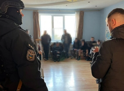 У столиці затримали «помічника» з ТСЦ: за 3 тис. грн обіцяв перереєстрацію авто в обхід правил