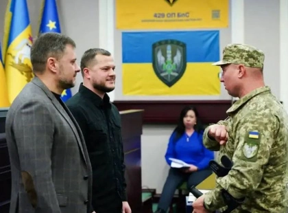 Герої фронту і тилу: на Київщині вшанували захисників та цивільних працівників