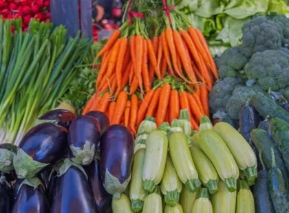 Ярмарки у восьми районах: кияни можуть взяти свіжі продукти за вигідними цінами